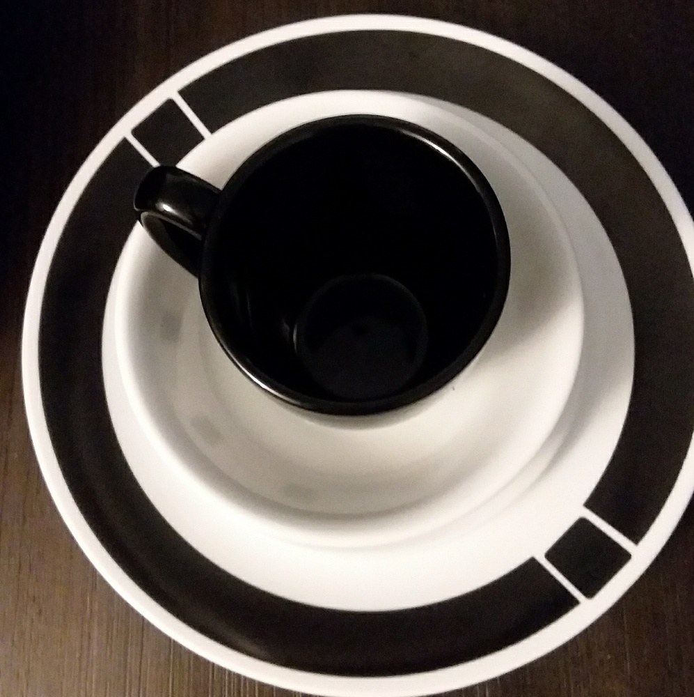 CORELLE - Picture 2 of 2